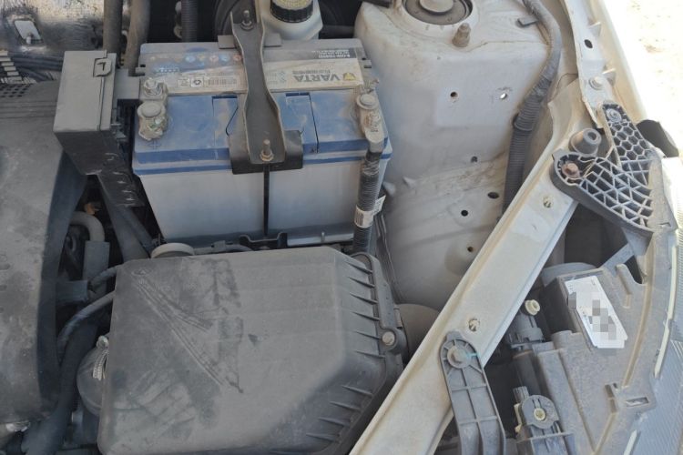 Used Chery Tiggo 3 2014 1.6L Manual Zhishang Edition Engine Bay Left