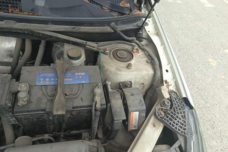 Used Chery Tiggo 3 2014 1.6L CVT ZhiShang Edition Engine Bay Left