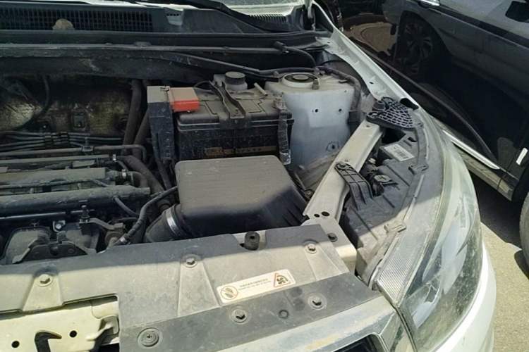 Used Chery Tiggo 3 2014 1.6L Manual Zhishang Edition Engine Bay Left