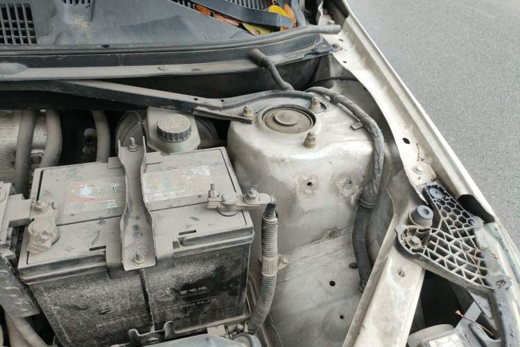 Used Chery Tiggo 3 2014 1.6L Manual Zhishang Edition Engine Bay Left