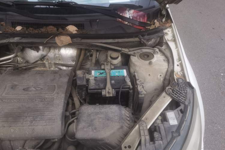 Used Chery Tiggo 3 2014 1.6L CVT ZhiShang Edition Engine Bay Left