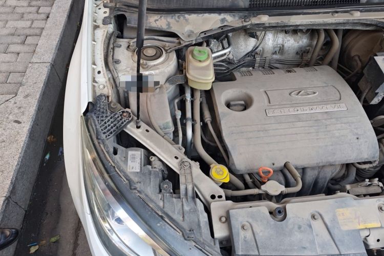 Used Chery Tiggo 3 2014 1.6L Manual Zhishang Edition Engine Bay Right