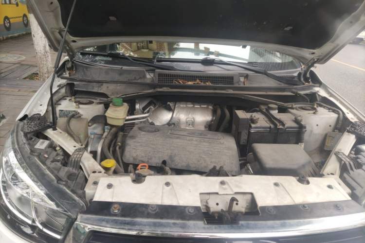 Used Chery Tiggo 3 2014 1.6L Manual Zhishang Edition Engine Bay Right