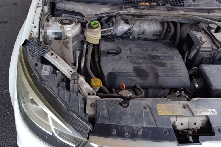 Used Chery Tiggo 3 2014 1.6L Manual Zhishang Edition Engine Bay Right