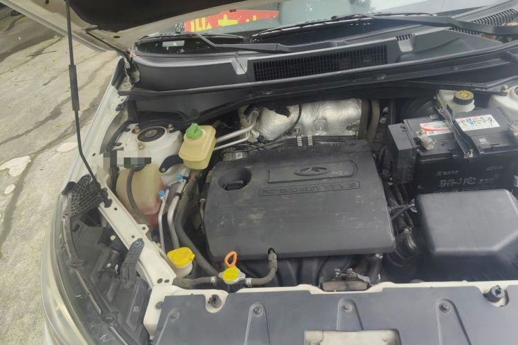 Used Chery Tiggo 3 2014 1.6L Manual Zhishang Edition Engine Bay Right