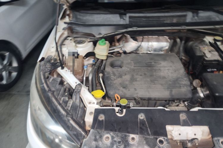 Used Chery Tiggo 3 2014 1.6L CVT ZhiShang Edition Engine Bay Right