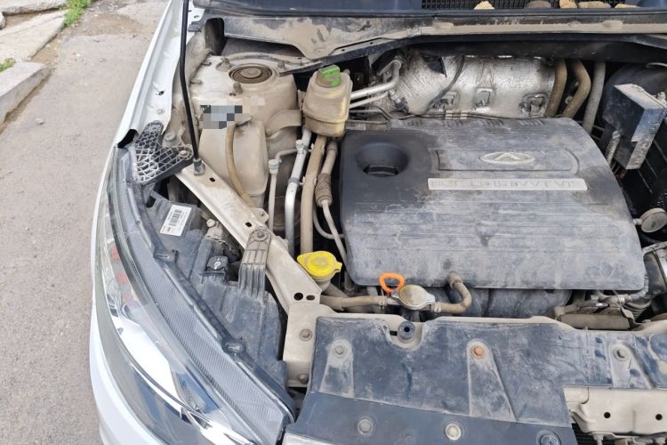 Used Chery Tiggo 3 2014 1.6L CVT ZhiShang Edition Engine Bay Right