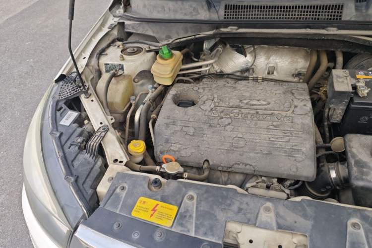 Used Chery Tiggo 3 2014 1.6L CVT ZhiShang Edition Engine Bay Right