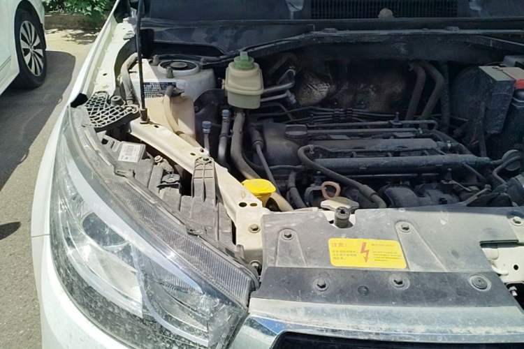 Used Chery Tiggo 3 2014 1.6L Manual Zhishang Edition Engine Bay Right
