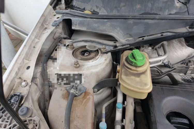 Used Chery Tiggo 3 2014 1.6L Manual Zhishang Edition Engine Bay Right