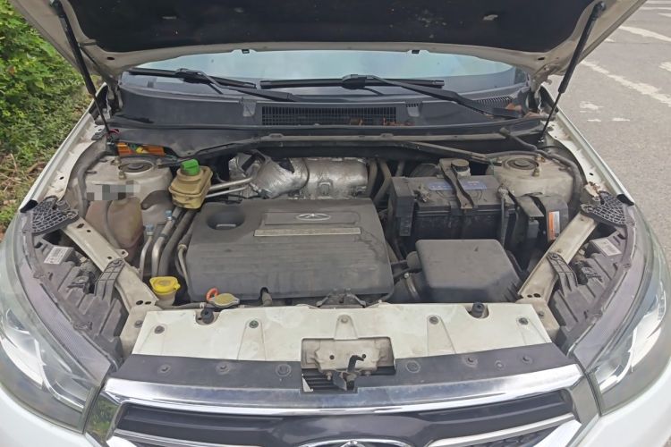 Used Chery Tiggo 3 2014 1.6L CVT ZhiShang Edition Engine Bay