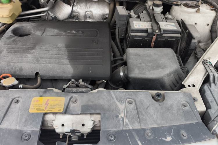 Used Chery Tiggo 3 2014 1.6L CVT ZhiShang Edition Engine Bay