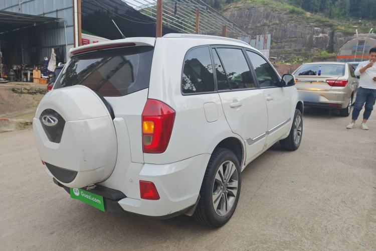 Used Chery Tiggo 3 2014 1.6L Manual Zhishang Edition Exterior 4