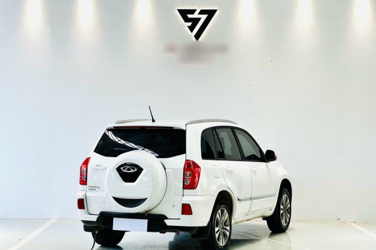 Used Chery Tiggo 3 2014 1.6L Manual Fashion Edition Exterior 5
