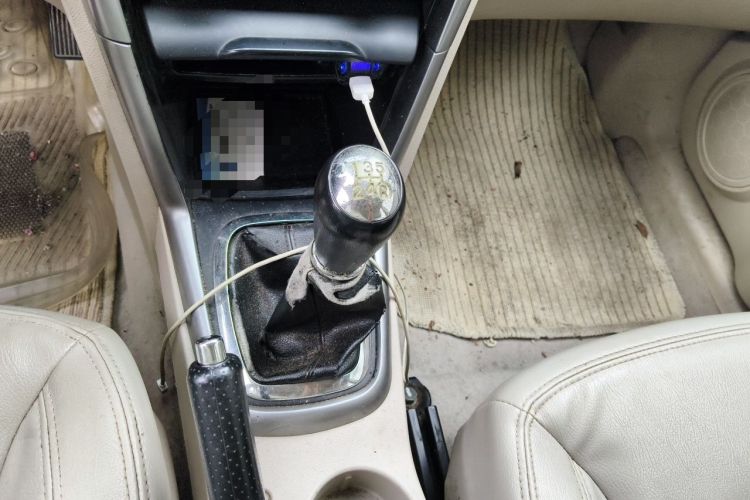 Used Chery Tiggo 3 2014 1.6L Manual Zhishang Edition Gear Lever