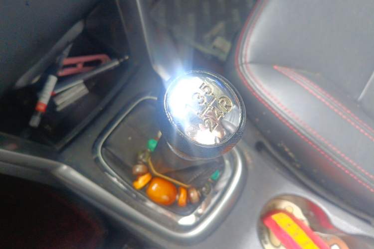 Used Chery Tiggo 3 2014 1.6L Manual Zhishang Edition Gear Lever