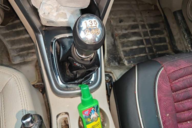Used Chery Tiggo 3 2014 1.6L Manual Zhishang Edition Gear Lever