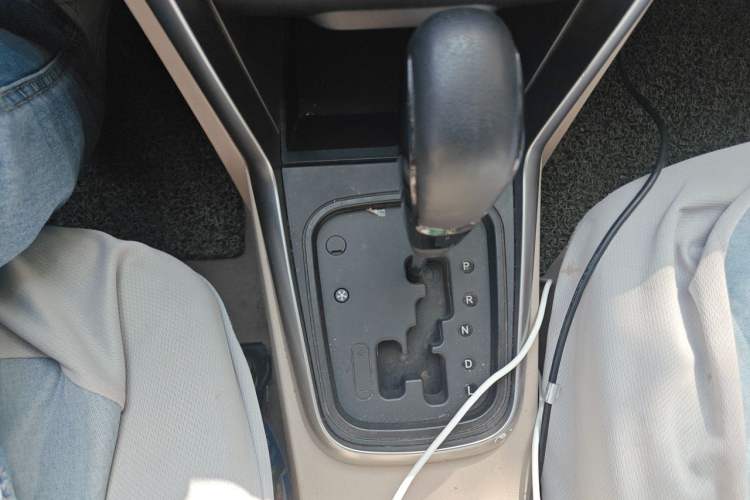 Used Chery Tiggo 3 2014 1.6L CVT Fashion Edition Gear Lever