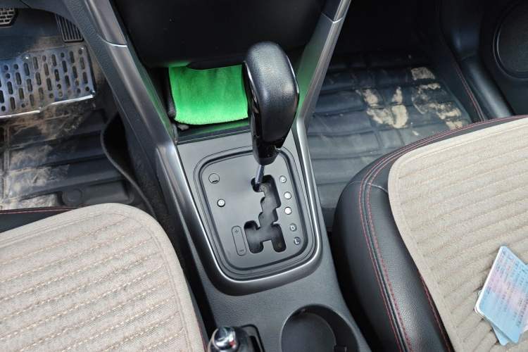 Used Chery Tiggo 3 2014 1.6L CVT ZhiShang Edition Gear Lever