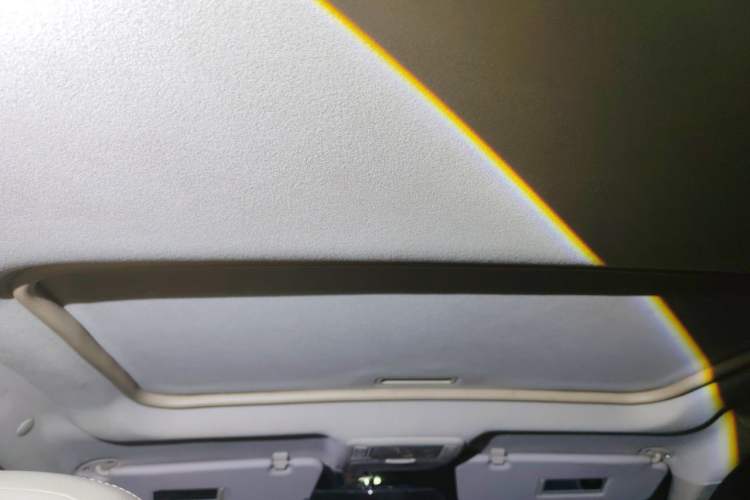 Used Chery Tiggo 3 2014 1.6L CVT ZhiShang Edition Headliner