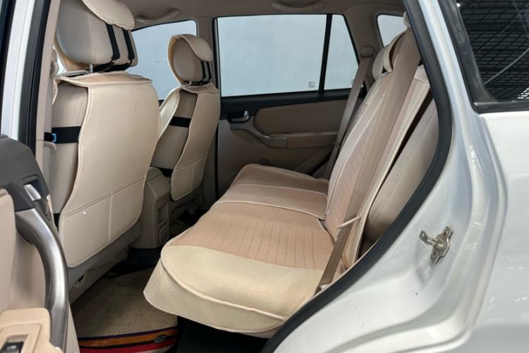 Used Chery Tiggo 3 2014 1.6L Manual Fashion Edition Interior 6