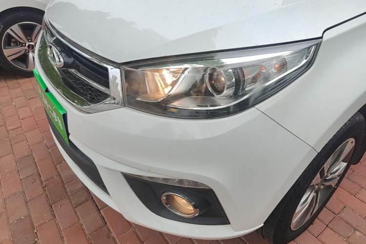 Used Chery Tiggo 3 2014 1.6L CVT ZhiShang Edition Left Front Headlight