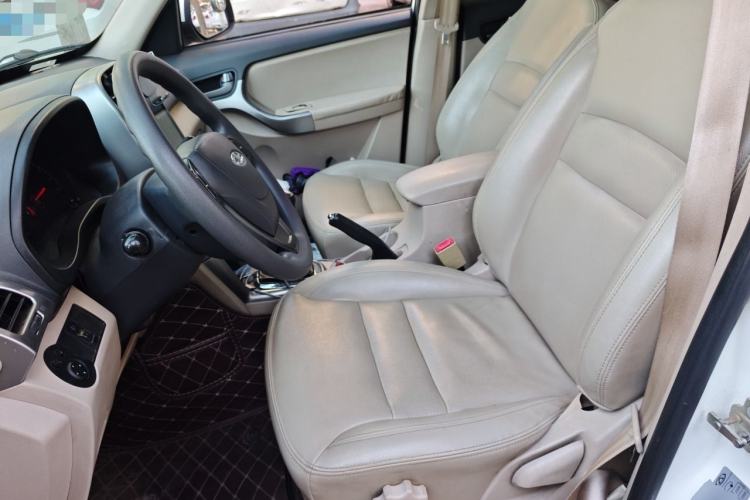 Used Chery Tiggo 3 2014 1.6L Manual Zhishang Edition Left Front Seat