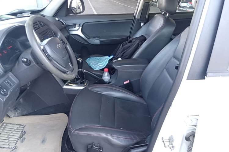 Used Chery Tiggo 3 2014 1.6L Manual Zhishang Edition Left Front Seat