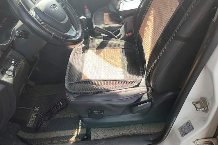 Used Chery Tiggo 3 2014 1.6L Manual Zhishang Edition Left Front Seat