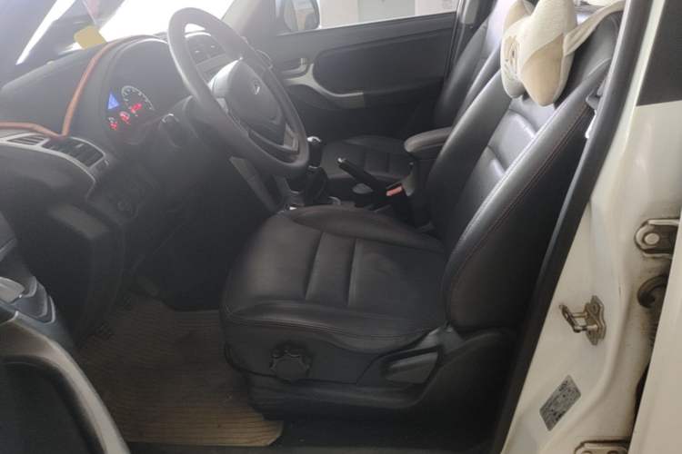Used Chery Tiggo 3 2014 1.6L Manual Zhishang Edition Left Front Seat