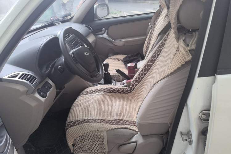 Used Chery Tiggo 3 2014 1.6L Manual Fashion Edition Left Front Seat
