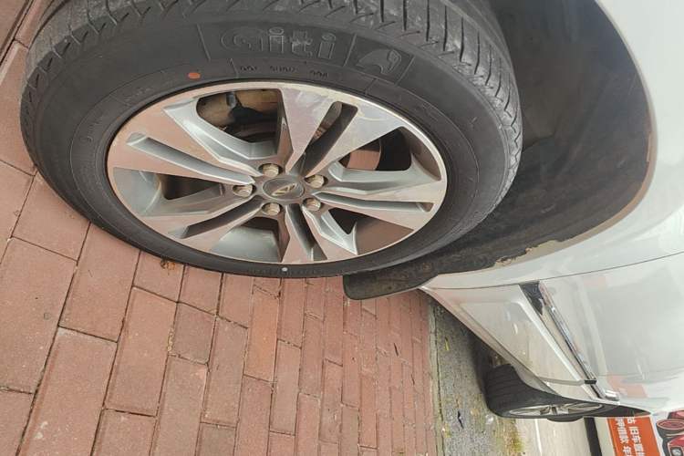 Used Chery Tiggo 3 2014 1.6L CVT ZhiShang Edition Left Front Wheel Hub