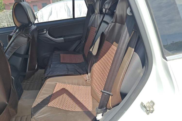 Used Chery Tiggo 3 2014 1.6L Manual Zhishang Edition Left Rear Seat