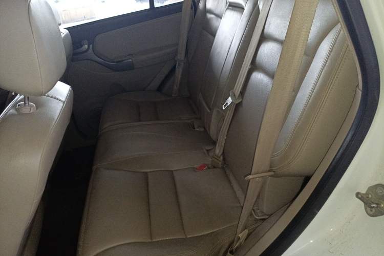 Used Chery Tiggo 3 2014 1.6L Manual Zhishang Edition Left Rear Seat