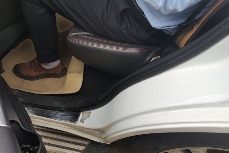 Used Chery Tiggo 3 2014 1.6L Manual Zhishang Edition Left Rear Seat
