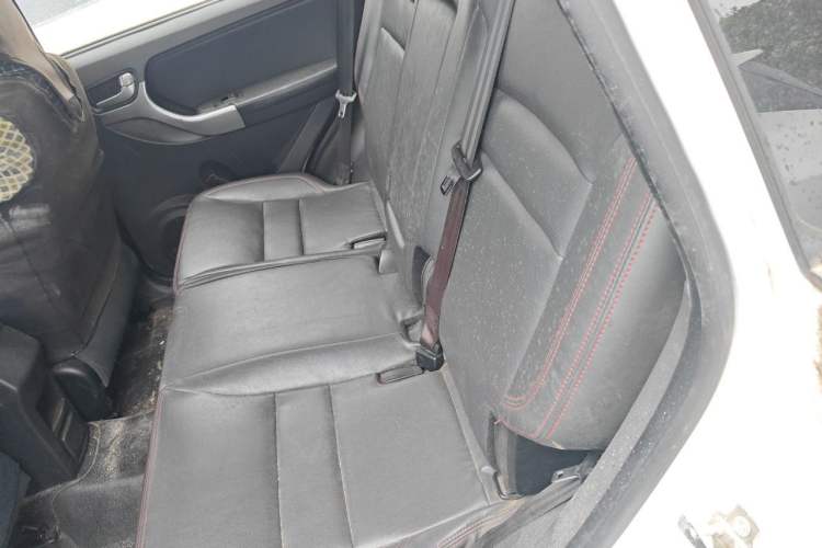 Used Chery Tiggo 3 2014 1.6L Manual Zhishang Edition Left Rear Seat