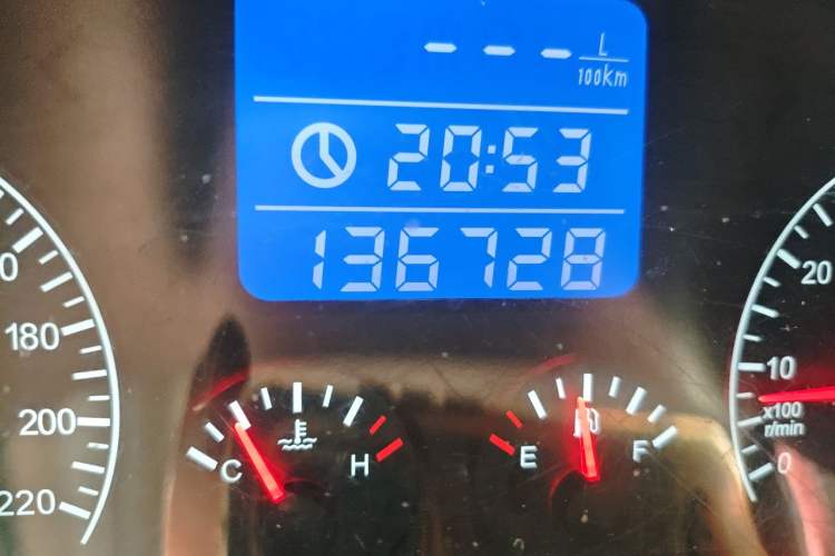 Used Chery Tiggo 3 2014 1.6L Manual Zhishang Edition Odometer Close Up