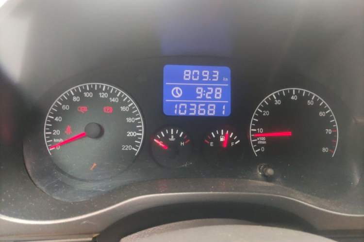 Used Chery Tiggo 3 2014 1.6L Manual Zhishang Edition Odometer Close Up