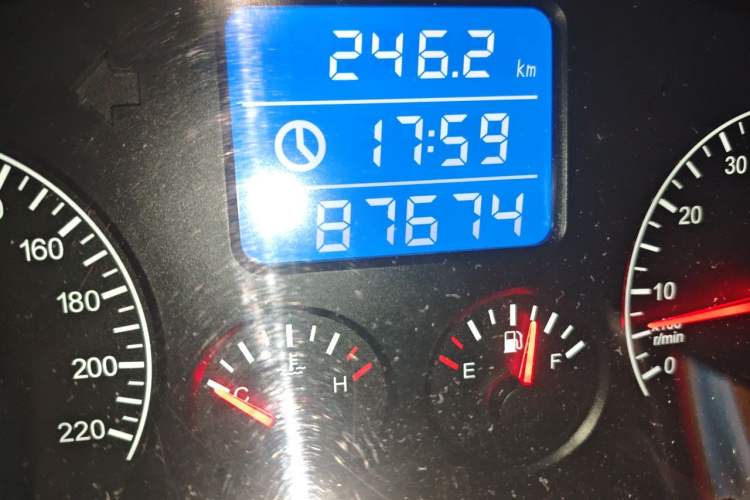 Used Chery Tiggo 3 2014 1.6L Manual Luxury Edition Odometer Close Up