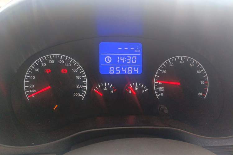 Used Chery Tiggo 3 2014 1.6L Manual Zhishang Edition Odometer Close Up