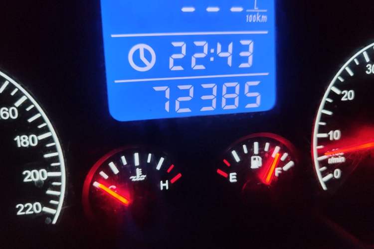 Used Chery Tiggo 3 2014 Magic Edition 1.6L Manual Fashion Version Odometer Close Up