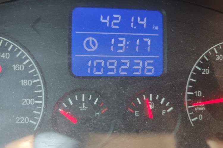 Used Chery Tiggo 3 2014 1.6L Manual Zhishang Edition Odometer Close Up