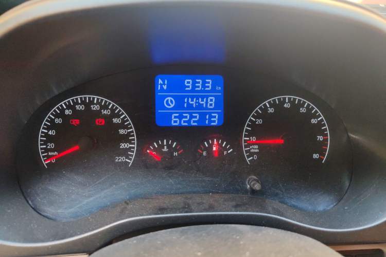 Used Chery Tiggo 3 2014 1.6L CVT Fashion Edition Odometer Close Up