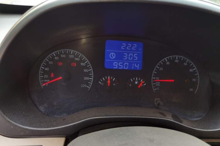Used Chery Tiggo 3 2014 1.6L Manual Zhishang Edition Odometer Close Up