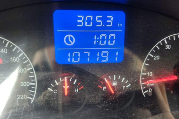 Used Chery Tiggo 3 2014 1.6L Manual Zhishang Edition Odometer Close Up