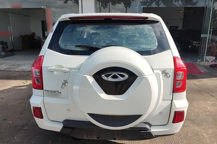 Used Chery Tiggo 3 2014 1.6L Manual Zhishang Edition Rear