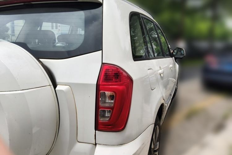 Used Chery Tiggo 3 2014 1.6L Manual Zhishang Edition Rear Right 45 Deg
