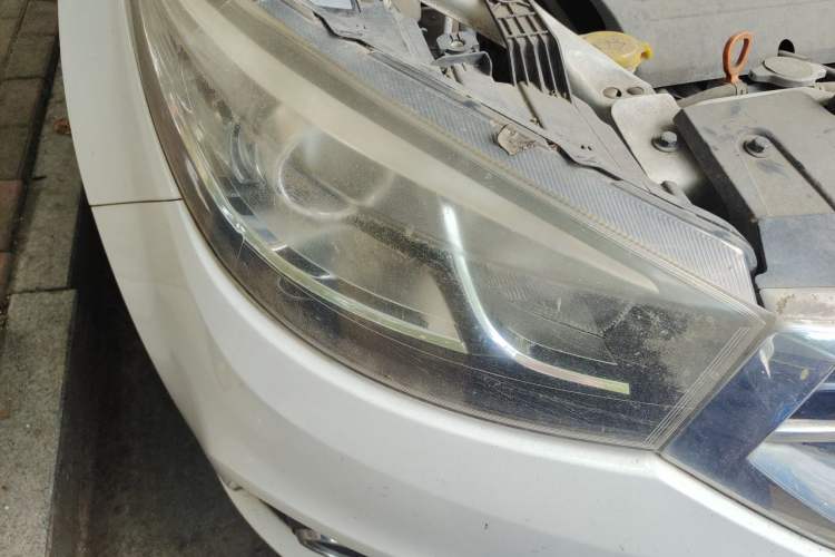 Used Chery Tiggo 3 2014 1.6L Manual Zhishang Edition Right Front Headlight