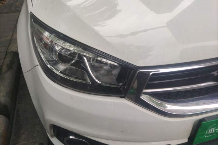 Used Chery Tiggo 3 2014 1.6L Manual Zhishang Edition Right Front Headlight