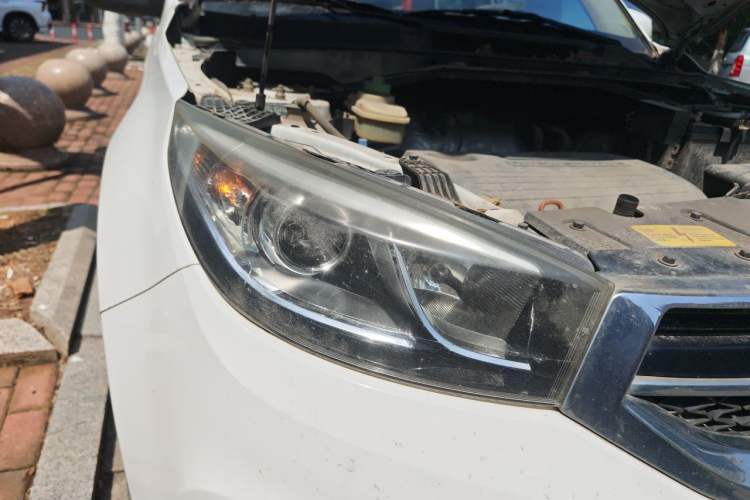 Used Chery Tiggo 3 2014 1.6L Manual Zhishang Edition Right Front Headlight